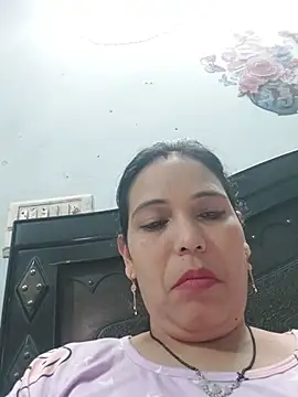 Poojabhabi101 online show from June 2026 06:13:02 AM