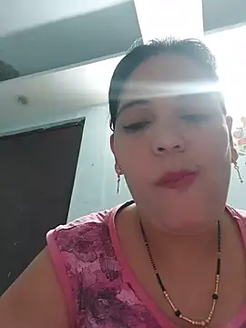 Snapshot of Poojabhabi101 chatting on June 2026 06:57:01 AM Poojabhabi101 online show from June 2026 06:57:01 AM