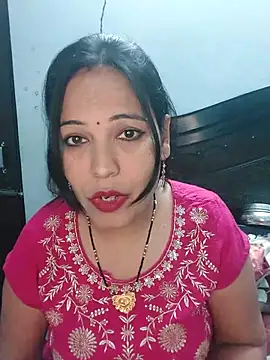 Snapshot of Poojabhabi101 chatting on March 2025 05:43:02 AM Poojabhabi101 online show from March 2025 05:43:02 AM