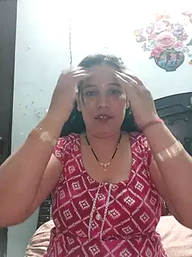 Snapshot of Poojabhabi101 chatting on February 2026 05:27:02 AM Poojabhabi101 online show from February 2026 05:27:02 AM