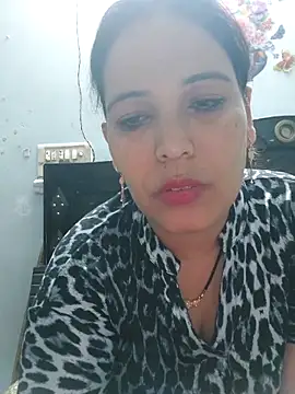 Poojabhabi101 online show from March 2026 04:41:02 PM