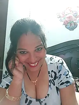 Snapshot of Poojabhabi101 chatting on February 2026 06:19:02 AM Poojabhabi101 online show from February 2026 06:19:02 AM