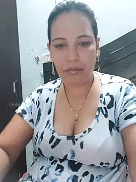 Snapshot of Poojabhabi101 chatting on September 2025 06:16:01 AM Poojabhabi101 online show from September 2025 06:16:01 AM