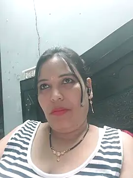 Poojabhabi101 online show from March 2026 06:24:02 AM