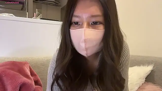 Snapshot of Ray-00 chatting on January 2025 09:35:01 AM Ray-00 online show from January 2025 09:35:01 AM