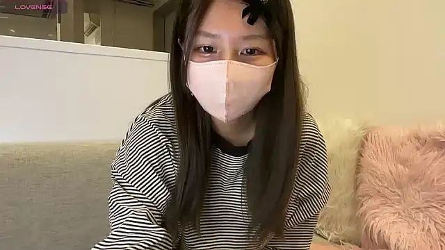 Snapshot of Ray-00 chatting on January 2025 06:09:02 AM Ray-00 online show from January 2025 06:09:02 AM