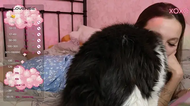 lil luna x online show from February 2025 04:01:02 PM