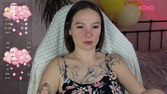 lil luna x online show from February 2026 12:51:02 AM