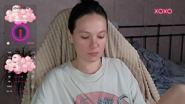 lil luna x online show from February 2026 08:10:01 PM