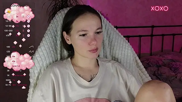 lil luna x online show from November 2025 10:45:01 PM