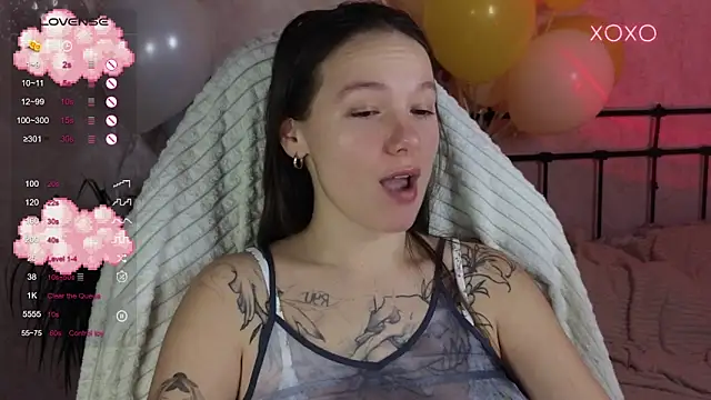 lil luna x online show from February 2026 08:19:01 PM