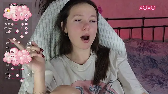 lil luna x online show from January 2026 09:29:01 PM