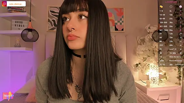 cute  cherry  online show from December 2025 03:07:01 AM