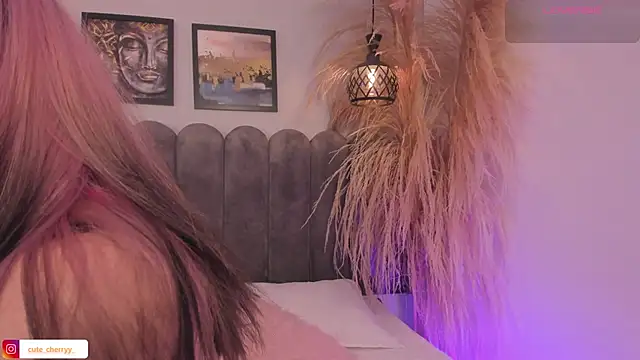 cute  cherry  online show from April 2026 07:31:01 PM