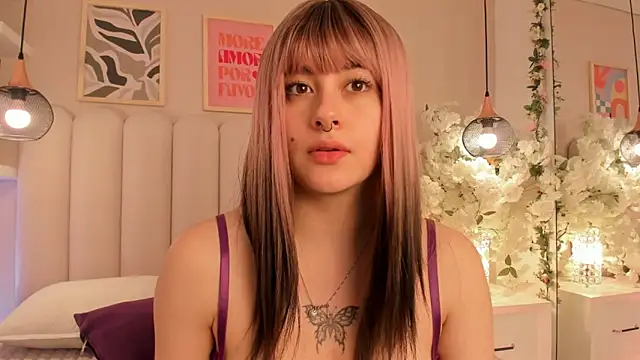 cute  cherry  online show from November 2025 12:20:01 PM