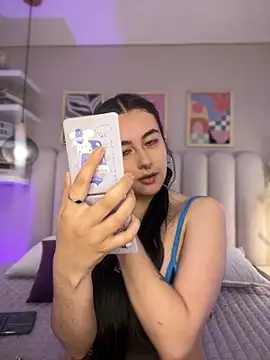 cute  cherry  online show from November 2025 08:34:01 PM