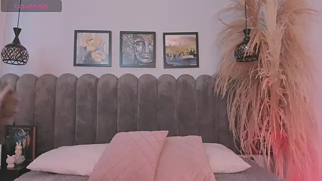 cute  cherry  online show from March 2026 09:29:02 PM