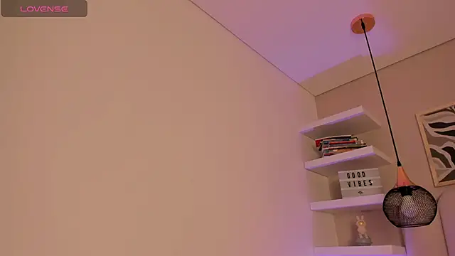 cute  cherry  online show from December 2025 08:21:01 PM