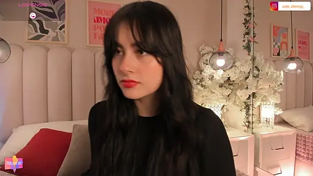 cute  cherry  online show from October 2025 09:27:01 PM