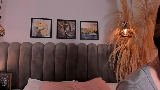 cute  cherry  online show from April 2026 08:33:01 PM