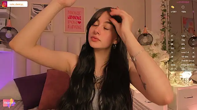 cute  cherry  online show from November 2025 08:53:02 PM