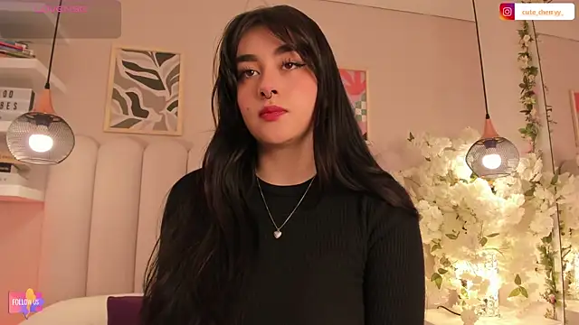 cute  cherry  online show from November 2025 08:45:02 PM