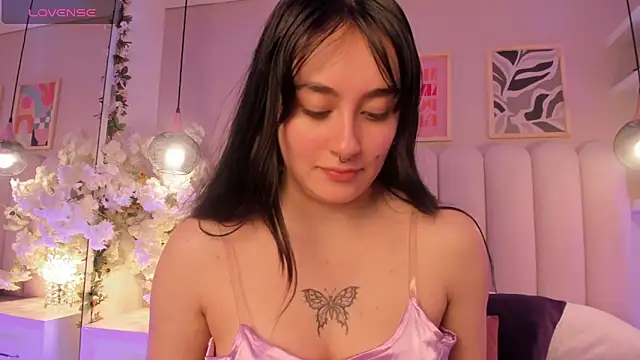 cute  cherry  online show from October 2025 09:03:01 PM