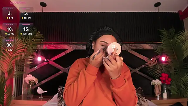 Aluna sweet online show from November 2025 09:48:01 PM