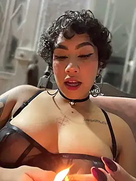 ZahaRoseee online show from February 2026 12:21:02 AM