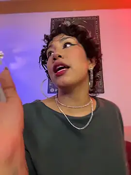 ZahaRoseee online show from April 2026 12:06:02 AM