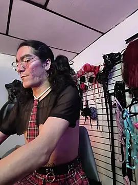 mal x online show from December 2025 01:01:02 PM