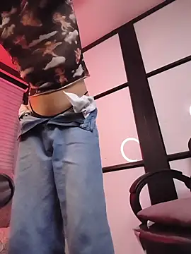 mal x online show from December 2025 07:11:01 AM