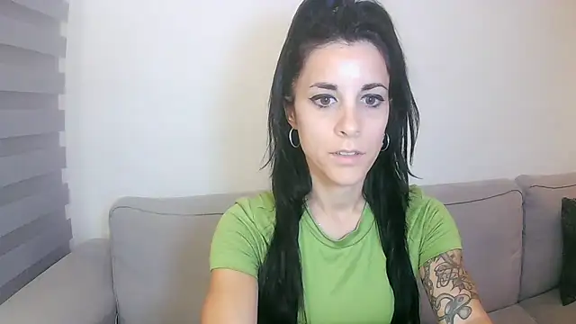 secretoeternoo online show from June 2026 10:15:01 PM