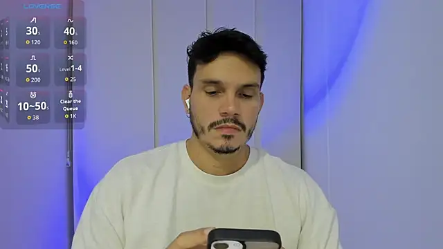 alejandro stark online show from October 2025 04:35:01 AM