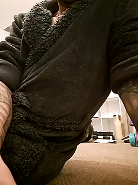 crisconst online show from December 2025 09:30:02 PM