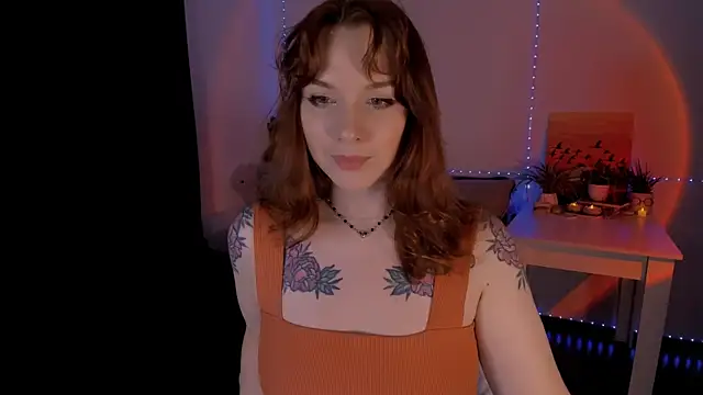 Snapshot of mia_x_love chatting on December 2024 06:48:02 PM mia x love online show from December 2024 06:48:02 PM