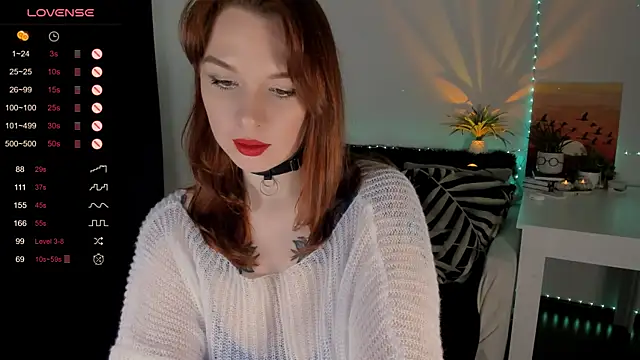 Snapshot of mia_x_love chatting on December 2024 05:40:02 PM mia x love online show from December 2024 05:40:02 PM
