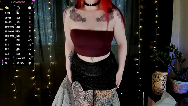 Snapshot of mia_x_love chatting on June 2026 01:12:02 PM mia x love online show from June 2026 01:12:02 PM