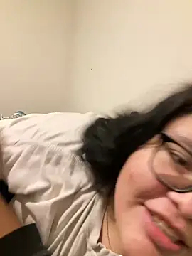 LiverandBrat77 online show from November 2025 11:25:02 PM