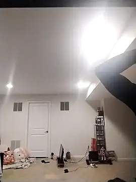 LiverandBrat77 online show from January 2026 02:07:01 AM