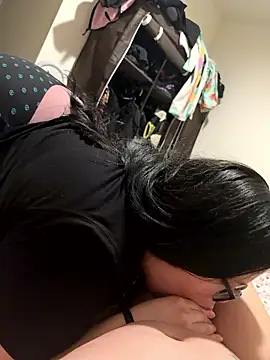 LiverandBrat77 online show from January 2026 05:11:01 AM