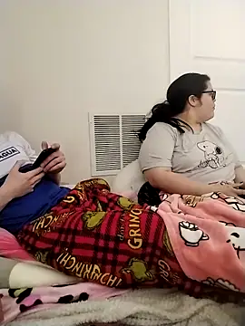 LiverandBrat77 online show from February 2026 04:47:01 PM