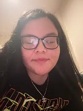 LiverandBrat77 online show from April 2026 01:20:02 AM