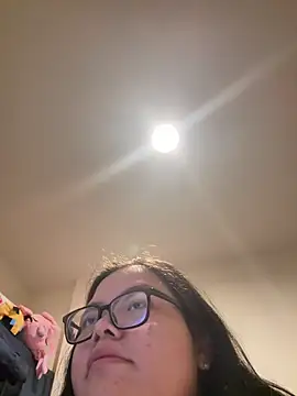 LiverandBrat77 online show from April 2026 02:18:01 AM