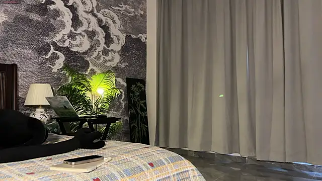 grandeeney online show from February 2026 07:09:01 AM