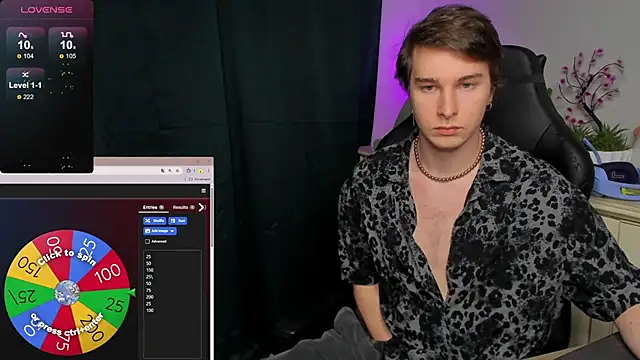 Vincent Strong online show from November 2025 08:40:02 AM