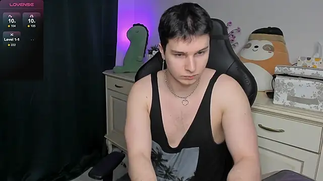 Vincent Strong online show from December 2025 08:14:02 AM