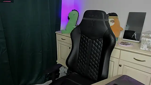 Vincent Strong online show from February 2026 08:57:02 AM