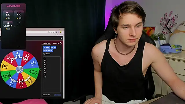 Vincent Strong online show from October 2025 07:10:01 PM