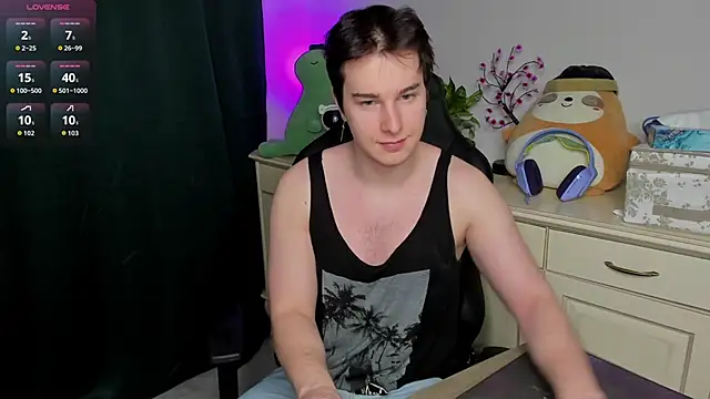 Vincent Strong online show from February 2026 03:25:02 AM